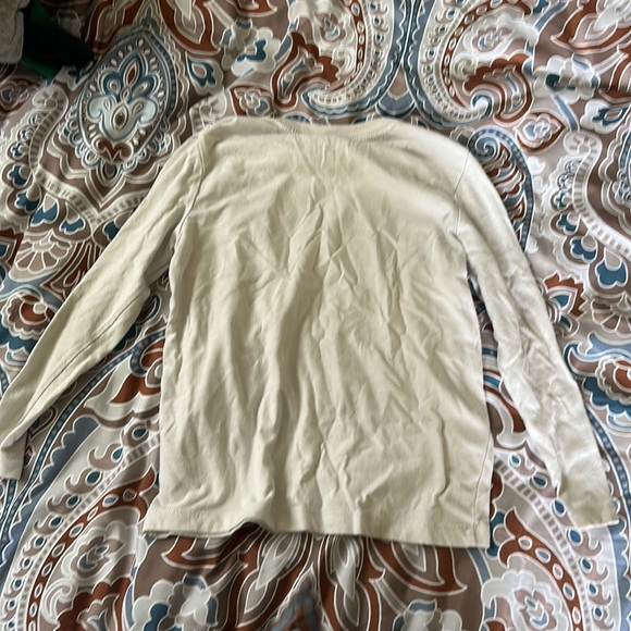 Old Navy white long sleeve graphic tee size 6/7. Space graphic - Picture 4 of 4